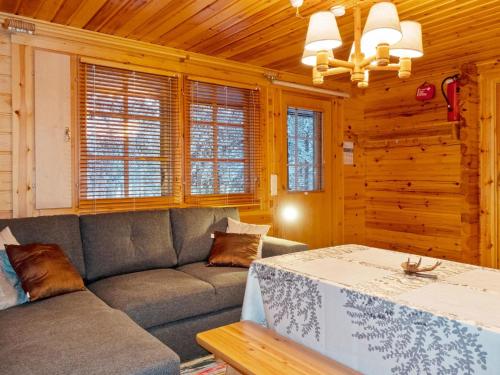 Holiday Home Tunturitupa kuolpuna by Interhome in Enontekio