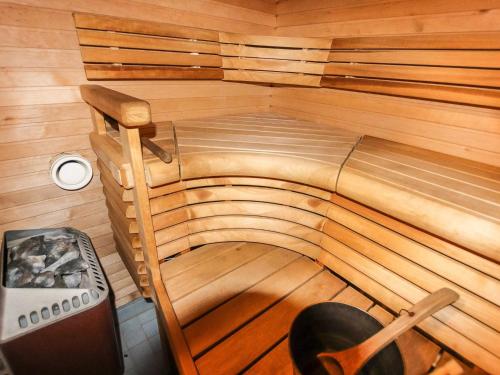 Holiday Home Taukotuli 4 paritalon alakerta by Interhome in Hyrynsalmi