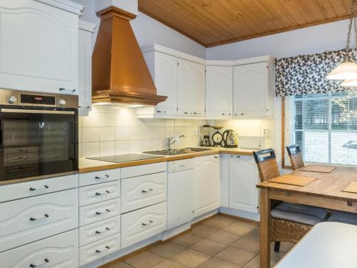 Holiday Home Torvokoski by Interhome in Karigasniemi