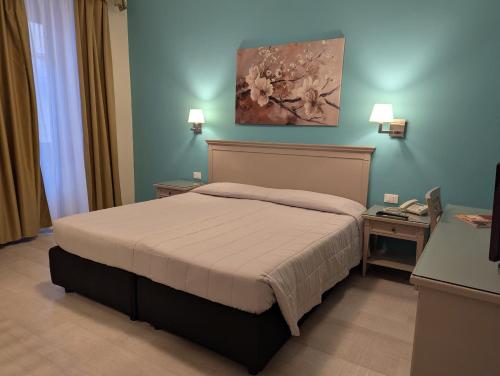 1 queen bed