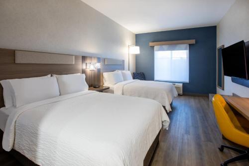 Holiday Inn Express Lathrop - South Stockton an IHG Hotel - image 7