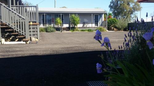 Balkons/terase, Injune Haven Motel in Inģuna