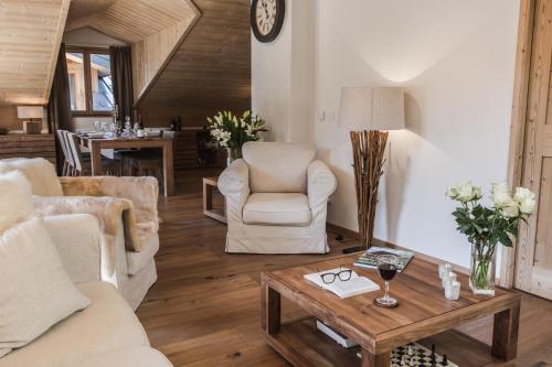 Three-Bedroom Apartment-22