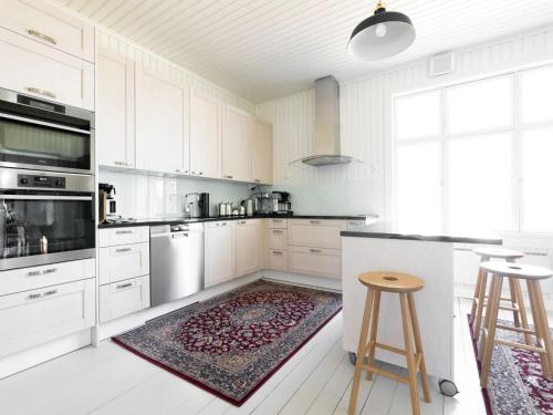 Holiday Home Kapteenin huvilat by Interhome in Pensar