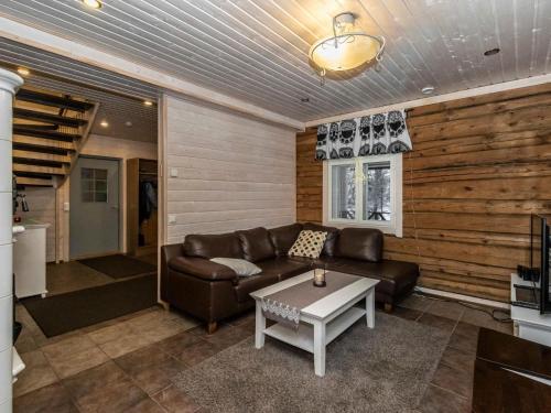 Holiday Home Eemilin huvila by Interhome in Vavesaari