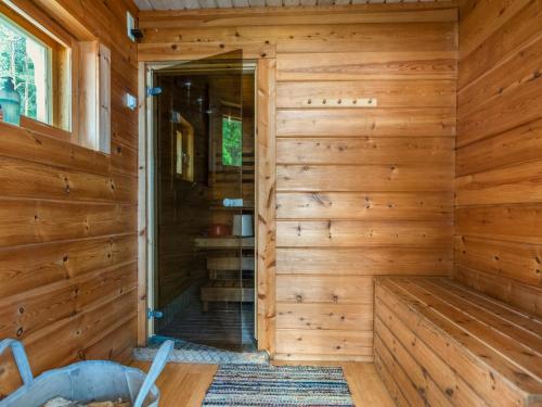 Holiday Home Louhuranta by Interhome in Pājarvi