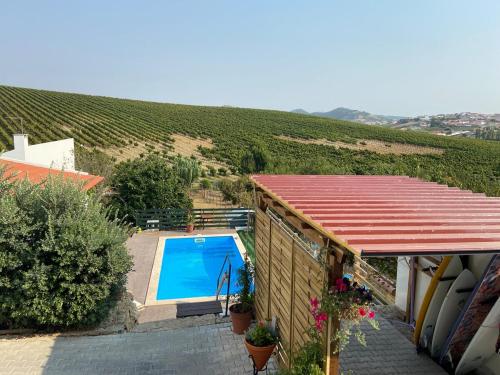 Coastal Vineyard Hideaway in เบนฟิกา