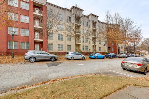 Prime ATL Spot! Updated Condo Steps to MARTA in Vine City