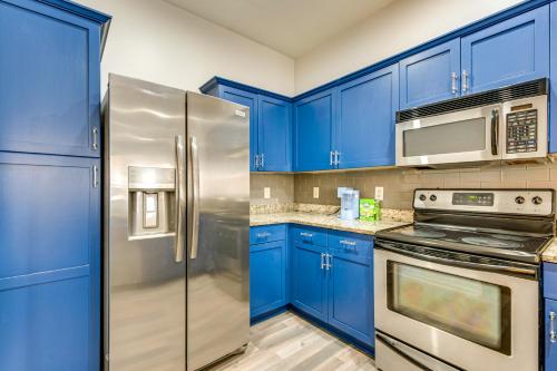 Prime ATL Spot! Updated Condo Steps to MARTA in Vine City