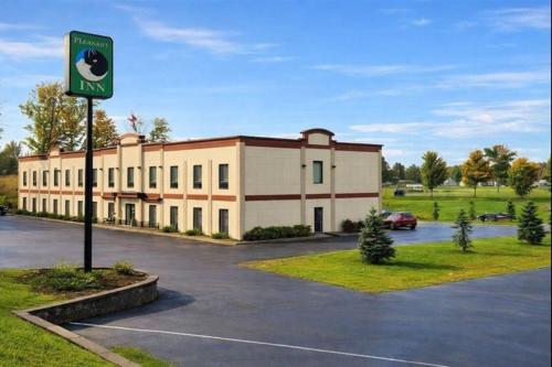 . Pleasant Night Inn Carthage Near Fort Drum