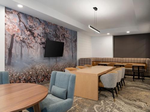 TownePlace Suites by Marriott Corbin - image 6
