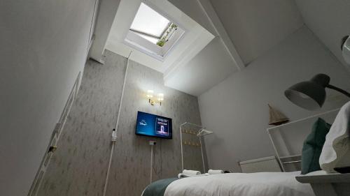 Hatton Gardens - 2 Bedroom Family Apartments