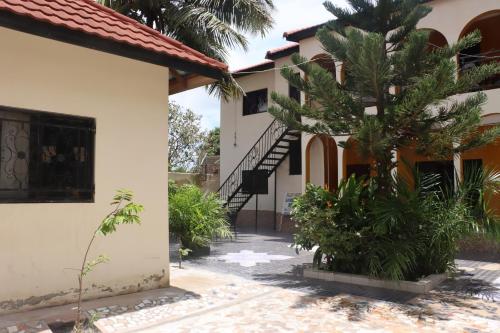 Londoninnn Brusubi Heights -Dubai in 브루푸트