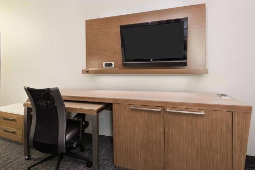 Courtyard by Marriott Wilmington/Wrightsville Beach - image 11