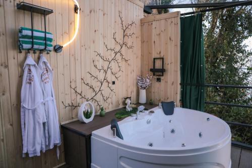 Erkély/terasz, Luxury Glamping near Batumi in Kvariati