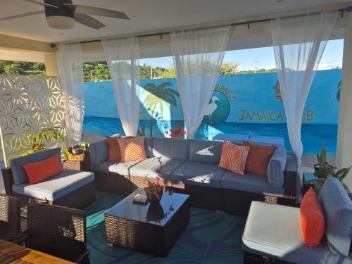 Playa Paraiso JAMAICA Bed & Breakfast in Lucea
