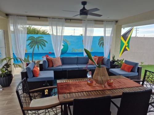 Playa Paraiso JAMAICA Bed & Breakfast in Lucea