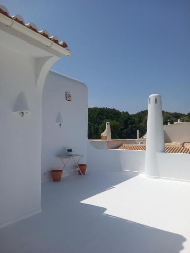 Casa Moura Tai - Luxury Villa overlooking Pinhal Golf Course – Quarteira, CO