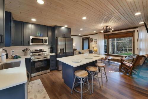 Rooftop - Hot Tub - Fenced Yard - New Construction - image 10