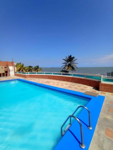 Pent House 3 Pisos Tucacas – khách sạn tại Tucacas