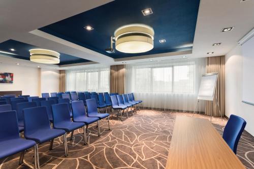 Hotel Ramada Pitesti - image 3