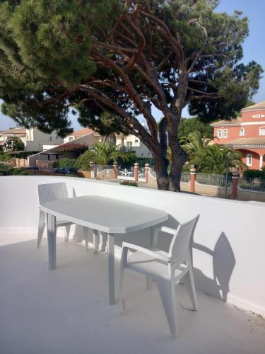 Casa Moura Tai - Luxury Villa overlooking Pinhal Golf Course – Quarteira, CO