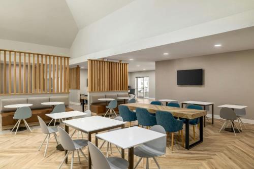 TownePlace Suites by Marriott Charlotte LoSo Airport - 식음료(F&B)