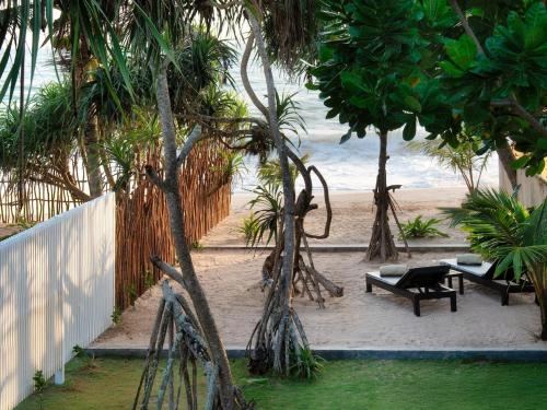 White parrot beach villa