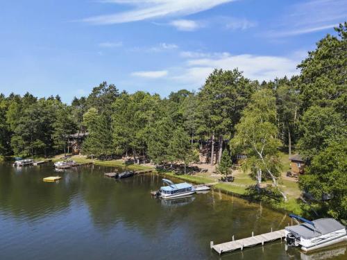 Bayview Resort Sandy Shores Cabin 3 in Saint Germain (WI)