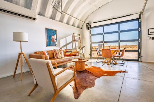Desert Sky - Modern Oasis on 5 Acres in Marfa in Форт Девіс