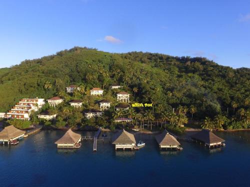 Maeva Hoa - Bora Bora Luxury Lagoon View Mountainside Bungalow in เกาะโบราโบร่า