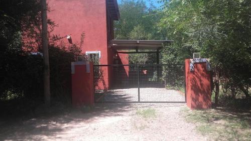 Casa con piscina privada en las sierras de Cordoba in La Bolsa