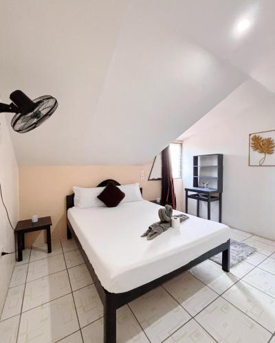 room detail thumbnail 0