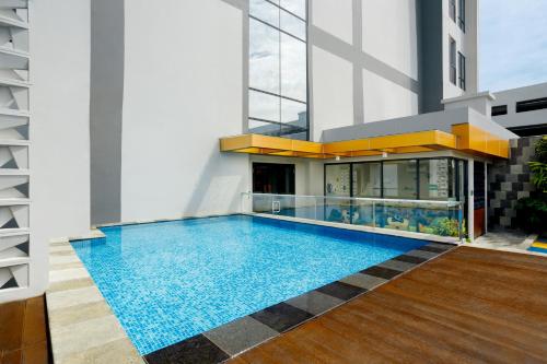 Swimming pool, Somerset Queen City Semarang in Semarang