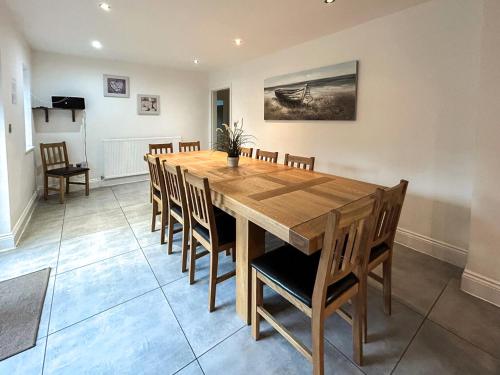Facilities, Castlebar in Singleton