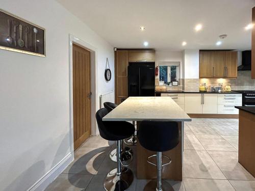 Kitchen, Castlebar in Singleton