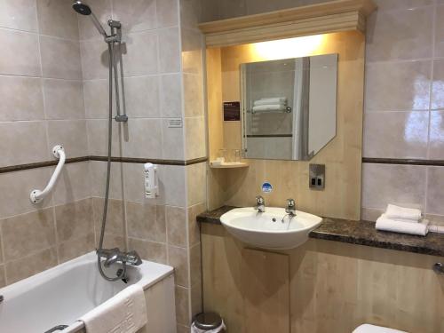 The Lodge Hotel - image 13