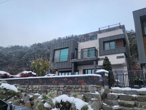 횡성읍의 프라이빗 하우스 (40m², 침실 3개, 프라이빗 욕실 2개)