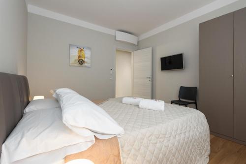 Flats4rent - main image
