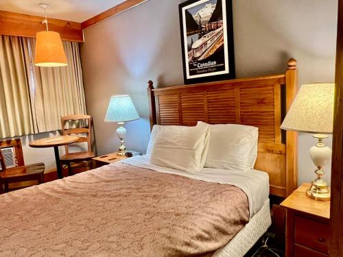 Rocky Mountain Lodge & Suites in Renfrew (ON)