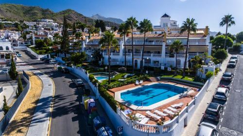 Apartamentos Las Rosas de Capistrano - Apartment - Nerja