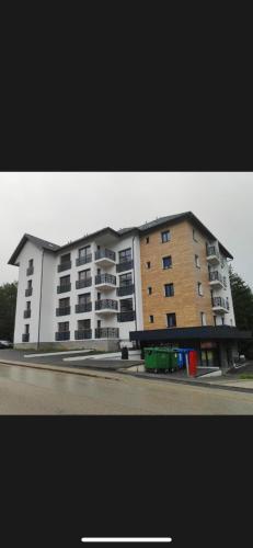 Apartman Mili 27
