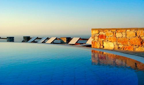 Miramare Hotel – Chora, UT