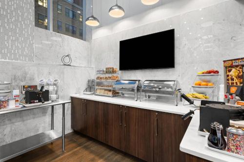 Comfort Inn Prospect Park-Brooklyn - image 9