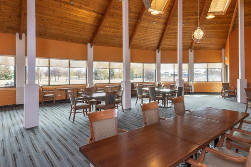 Clarion Pointe, Medicine Hat (fotografie 5)