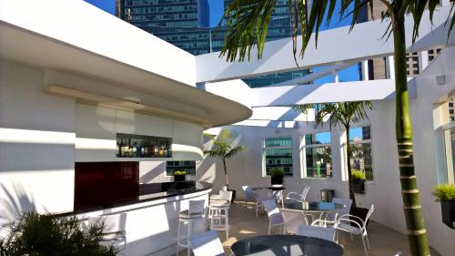 Bar/lounge, Hotel Atlantico Tower - SOFT OPENING in Rio De Janeiro