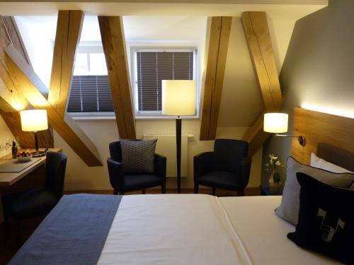 Hotel Alte Vogtei 6.3km von Sperberstraße entfernt