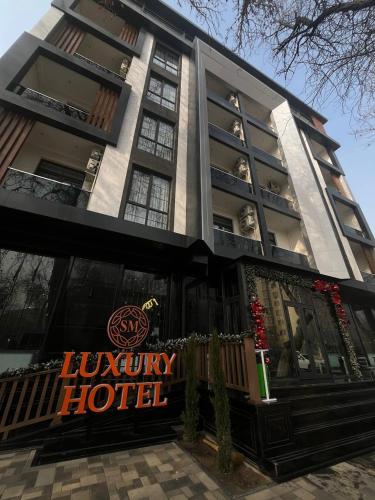 SM Luxury Hotel in Farghona