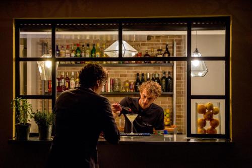 Hotel Colosseum - image 9