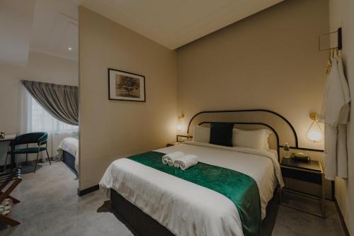 room detail thumbnail 0